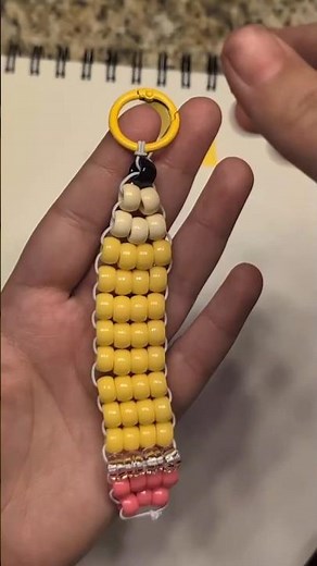 Let's make a pony bead pencil for back to school #ponybeads #beads #howto #craft #tutorial