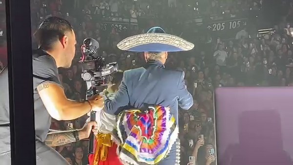 #AlejandroFernandez en Las Vegas 🤩 #alejandrofernandezconcert #AmorYPatria2023 #amorypatriaus2023 | Exalasvegas