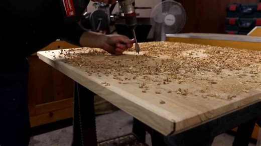 Mini universal workbench in the workshop