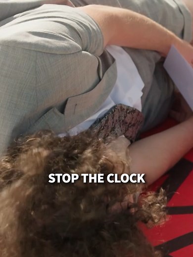 Taskmaster Game: Fastest to Lie Down Challenge