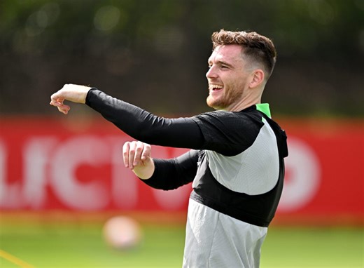 Andy Robertson makes six-word joke after meeting Ryan Gravenberch for the first time