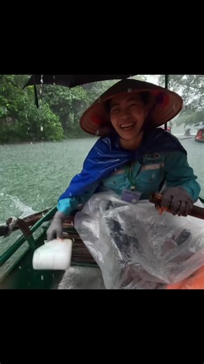 just another relaxing holiday! Full vlog → YouTube: CHRISTOS VS VIETNAM #vietnam #jet2holidays #thunderstorm #gonewrong
