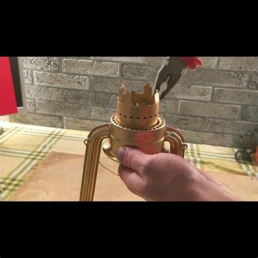 Restoration and Renewal of an Old Lamp 🔧✨