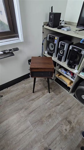 Vintage Lennon Record Player Pulse SP622 Review