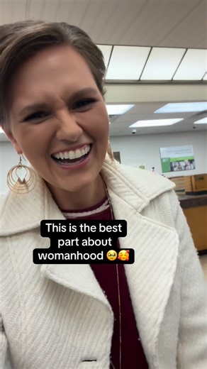 Ashlee Huie Porter on Instagram: "Many people have shared that they see beauty when they look at me, and I’m truly grateful for that. But there is another layer of beauty within, a kind of beauty that no one can change or take away. So I hope those who hurt or have their own insecurities find that beauty within themselves and choose to share that light with the people around them, because it can only make the world a better place.There is no harm in choosing kindness and self-love, anchored in t