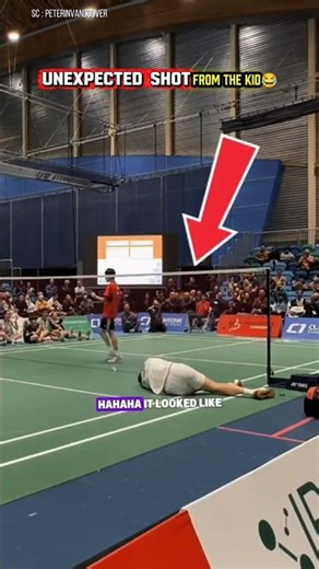 This Kid in Red Toyed With Axelsen‼️😂