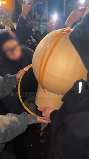 SILENTPYRO | 16” DISPLAY SHELL IN THE HOOD! 🤯🧧 #pyro #crazy #fireworks💥 #cny #firework | Instagram