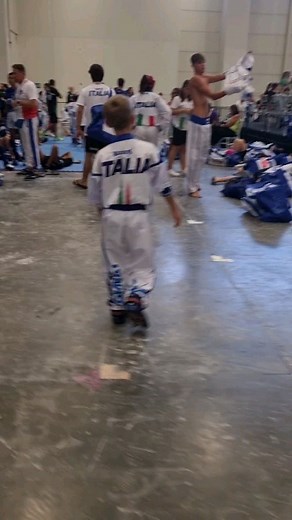 Training, Fighting and Demo = VALERIO 😊👊👊👊 #fighting #demo #training #demostration #fighter #boxe #wakokickboxing #wako #kickboxing #hmditalia #competition #combattimento #awesome #likesforlike #allenamento #dimostrazioni | Piergiorgio Galli