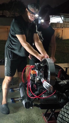 Let's start the 1973 Volkswagen Beetle engine!