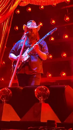 Chris stapleton and his guitar #guitarist #guitarplayer #guitar #live #country #concert #performance #countrymusic #performer #guitarhero #countrymusicfans #countrymusiclover #countrymusicsinger #livemusic #liveperformance #liveshow #liveconcert #chrisstapleton #reelsfbviral #reelsfacebookpost #reelsfbpage #reels2023 #reelsvideo #reelsfb #reelsviral #fyp #fypシ゚viral #fypシ #fypviral #fyppage #fypシツ #male #artist #vocalist #maleartist #malevocalist #singers #songwriter #singersongwriter #fypviral 