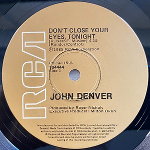 John Denver - Don't Close Your Eyes, Tonight