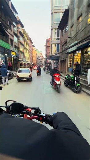 Samir shrestha trending song