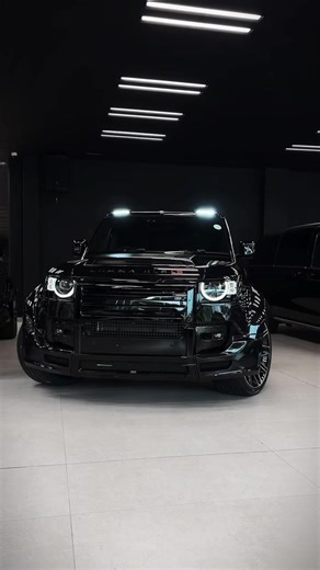 Not built to blend in. This 2026 LUMMA Land Rover Defender D350 X-Dynamic is factory fresh, unregistered, and loaded with attitude. The LUMMA treatment adds muscle and character, while the D350 powertrain keeps it smooth, strong, and effortless on any road. Delivery mileage | R2,999,000 If presence matters as much as capability, this one delivers both. #LandRoverDefender #LUMMAStyle #PharoahGroup #DefenderLife #Johannesburg