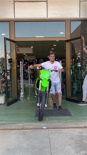 Los sueños echos realidad con Kawasaki FXR 450