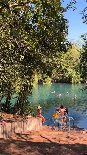 WWOOFing 🌱 Volunteer 4-6 hours a day, learning organic farming skills and gaining invaluable experience - in exchange for free food and accommodation! You can use your free time to explore the beautiful country of Australia, socialise with your Hosts, other WWOOFers and the people you meet along the way 🙌🏼 Join now at wwoof.com.au . . . #WWOOF #WWOOFAustralia #WWOOFVolunteer #WWOOFHost #WWOOFing #WWOOFers #Volunteer #VolunteerAustralia #Sustainable #SustainableTourism #Australia #TravelAustra