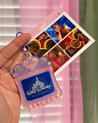 Princess TV Keychain / Hold Your Charms Keychain /y2k Accessories - Etsy UK