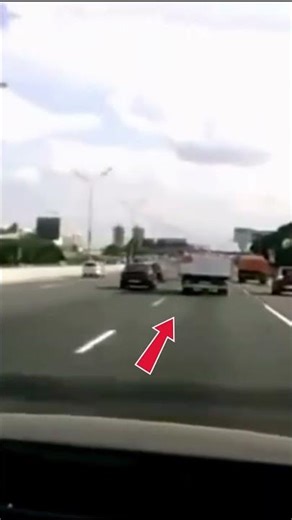 The Scariest Car Accident You’ll Ever See