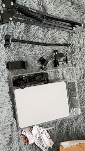 Unboxing BROLAVIYA 11 Inch LED Light and Flexible Mobile Holder #mobileholder #ledlight