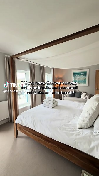 Beach Cottage in Porthcothan: Perfect Cornwall Getaway