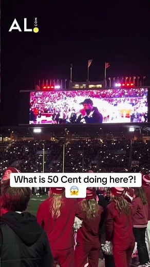 Rapper 50 Cent performs before the 4th quarter of Alabama and Oklahoma’s first-round CFP game