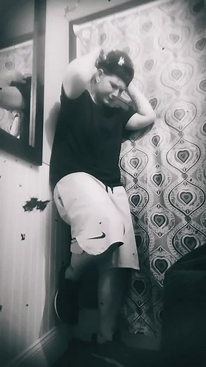 Chelsea Moore (@chelsea_moore1992)’s videos with Original sound th3favourit3s - The Favourites.