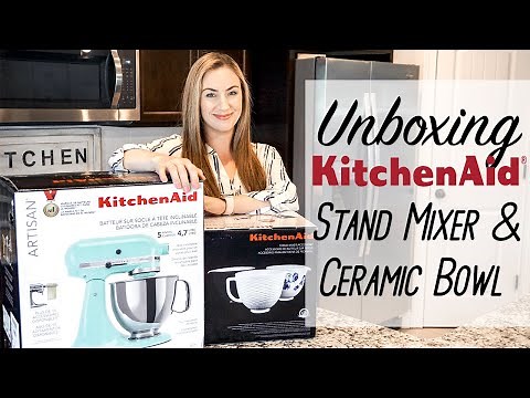 Unboxing | KitchenAid 5-Quart Artisan Stand Mixer in Ice + Mermaid Lace Bowl!