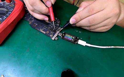 MacBookPro typeC接口能充电无法传输数据，看似麻烦故障实则是小问题