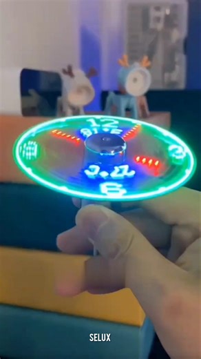 உங்கள் பேன் நேரமும் காட்டுமா? 😲 Smart LED Fan | Clock + Temperature Display #shorts #gadgets