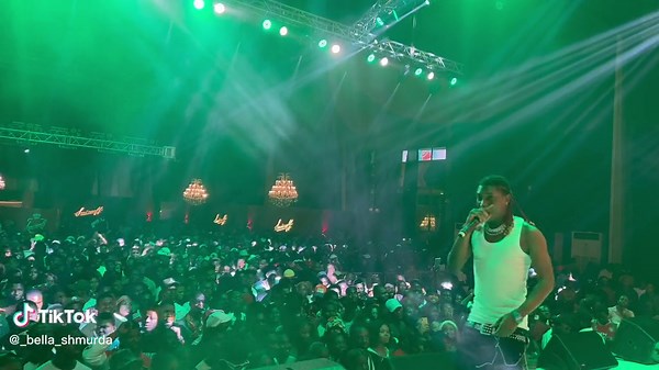 Bella Shmurda (@_bella_shmurda)’s videos with Philo - Bella Shmurda & Omah Lay