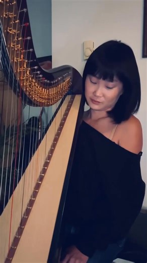 The Jimmy Wilson Gallery believes in featuring all kinds of art mediums. Painters, Photographers, Sculptors, Mixed Media, Filmmakers, Authors, Novelists, Poets, Instrumentalists and Vocalists to name just a few. Today we`re very honored to introduce you to Sarah Ohr. Sarah is a Harpist who writes and performs her own beautiful compositions. We`ve never featured a Harpist before, so today is a very special day. I love the way Sarah produced her video performance. How she overlaid music onto the v