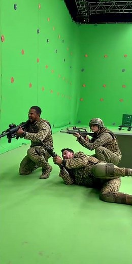 This Epic War Scene Was Shot on an Empty Stage 😳 (VFX Revealed!)