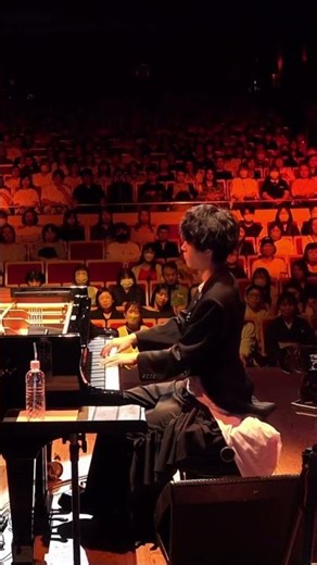 Bro is playing piano ranked mode