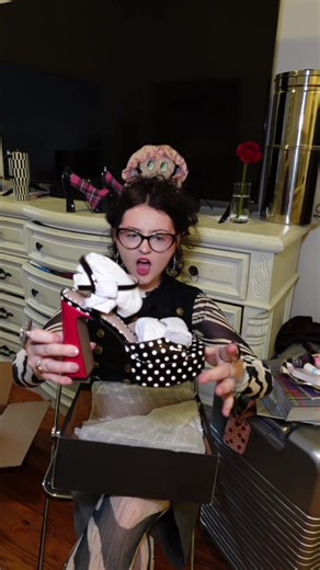 @Betsey Johnson Valentines unboxing😍🎀🧁 | valentine gifts