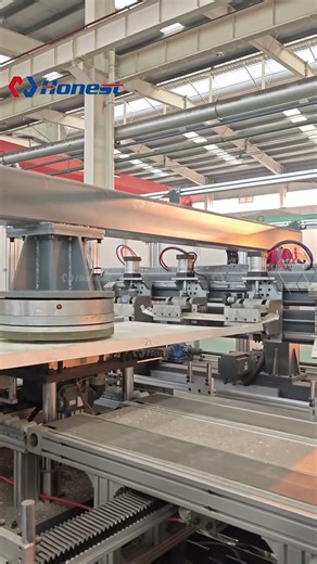 Automatic Frame Removal Front-End Pre-treatment for Solar Panel Recycling