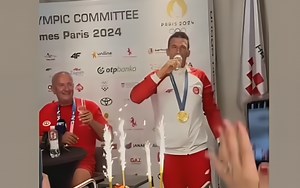 Zlatni Valent Sinković u Parizu proslavio 36. rođendan!