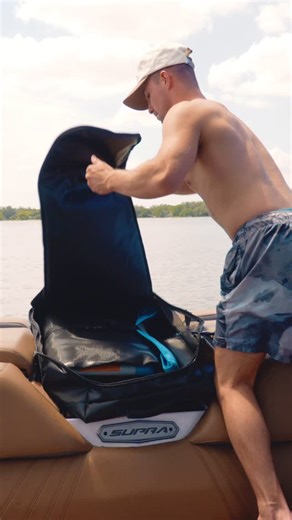 For those who like to float and chill in the water, this one’s for you! Whether you’re using it as a water hammock relaxing in the waves, or the kiddos are having an all out splash war, it’s the perfect inflatable water mat for all ages. Our mats have always been the gold standard for quality and durability, and now we’ve taken it a step further with a lighter and faster deploying design. Premium inner-mesh (think trampoline-grade material) supports whatever fun you can throw at it. At 4” thick,