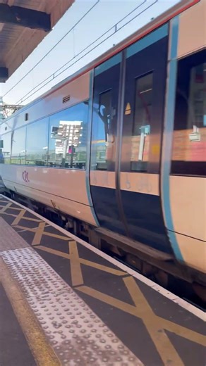 Class 357 departing Limehouse for laindon