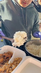 5K views · 55 reactions | Chinese local food owns global fans China's Dongbei (Northeastern) lunch boxes are getting popular by foreign friends. Such meal features delicious, affordable, and diverse choices. For as low as 10 yuan ($1.49), you can enjoy 3 classic Chinese dishes. Lately, an American grandfather and his family sold Dongbei lunch boxes in the local market. Unexpectedly, all the food was sold out in less than two hours! #chinafood (cr. Xixinuoya) | T-Time HK | Facebook