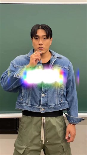 GENE高公式／GENERATIONS×ABEMA on Instagram: "#GENE大 🎓12/27(土) の放送まであと6日👽✨ GENE高が『GENE大』となり 一夜限りのスペシャル番組として帰って来る！ 「学園祭をやりたい」という夢をついにかなえる時が✨ GENERATIONSとして初の学園祭ライブを披露、 さらにはバレないよう変装して学園祭のお手伝いまで⁉️ 12/27(土) よる7時｜ABEMAで無料放送📺 #generations @generations_official #白濱亜嵐 @alan_shirahama_official #片寄涼太 @ryota_katayose__official #数原龍友 小森隼 @hayatokomori_official 佐野玲於 @reo_sano_official_acc 中務裕太 @yuta_nakatsuka_official GENERATIONS大学TV GENE大 gene高 ジェネ高 generations高校tv gene ジェネ ジェネレーションズ generationsfromexiletribe