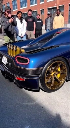 A $3M Hypercar Owner Revvs… and Everyone Thinks It’s About to Explode #carshorts #sportscar #shorts