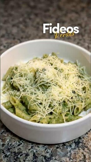 Salsa Verde para Pasta en 15 Minutos (y nunca más vas a querer la de tomate)