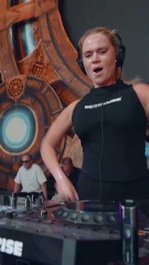 Atlantisssss but make it harder #mixcloud #techno #djvn #electronicmusic #tmhmusic #dj #rave #dance