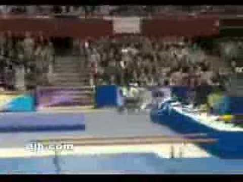 Springboard breaks during gymnast performance - ozjobfindit
