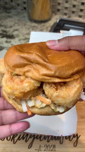 31K views · 619 reactions | Here is the 2nd Shrimp Sandwich Recipe I promised you! It’s has buttermilk marinated fried shrimp. spicy mayo and I added some of my homemade pickled carrot, radish and onion (let me know if you want the recipe). The buttermilk is homemade too so let me know if you want to learn how to make that as well. Xoxox . #shrimp #shrimprecipes #friedshrimp #shrimpsandwich #sandwiches #reels #fyp #foodie #food | cookinganuway | Facebook