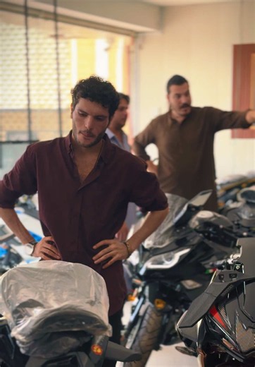 Guess the bike @𝗞𝗔𝗥𝗔𝗞 𝗞𝗜𝗡𝗚 kon sa bike ly ga❓#foryoupage #kohatbiketrack #bikelover #viral #karakking