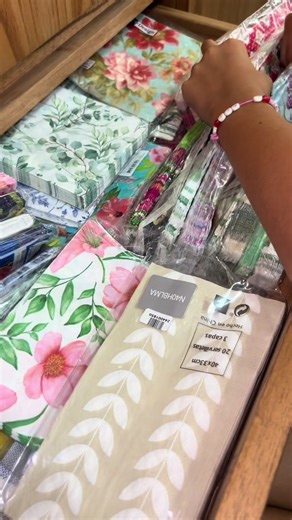 Por acá somos todas fan de mi cajón de servilleta #candeanfitriona #servilletas #fyp #viral #decopage