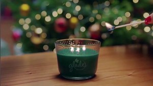 Glade TV Spot, 'Scent for the Holidays' Song by Sammy Wilk