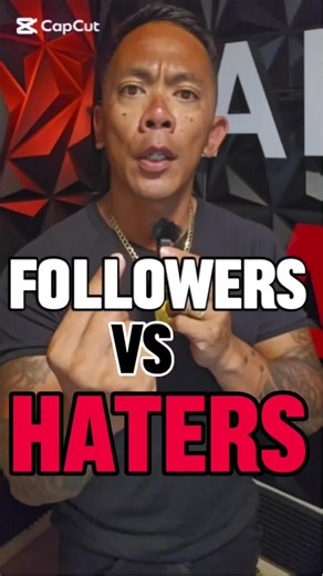 Addiction Recovery: Support from Followers and Haters