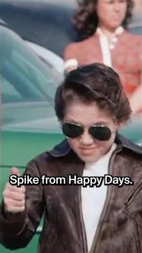 The Lost Happy Days Character sells Genie Lamps #shorts #happydays #henrywinkler #classic
