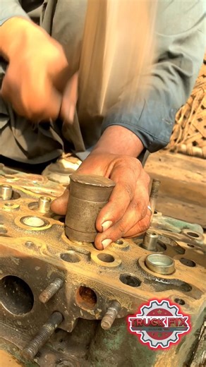 Engine Head Block Seal Fitting Process #engine #mechanic #truck #shorts #head #repair #maintance #yt